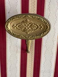 Ganci in ottone per attaccapanni vintage