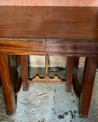 tavolo primi del 900