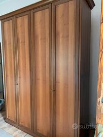 Armadio in legno