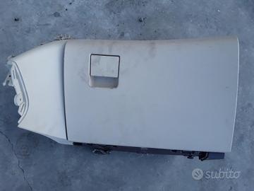 CASSETTO PORTA OGGETTI OPEL Insignia S. Wagon 8887