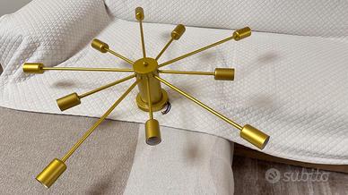 Lampadario a soffitto dorato