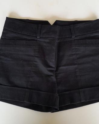 pantaloncini neri