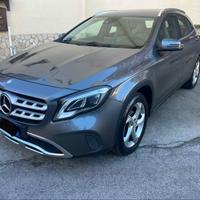 Mercedes-benz GLA 180 d Automatic AMG Line Advance