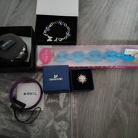 Bracciali e anello