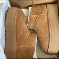 Stivali UGG Ultra Mini Platform da donna EU 39