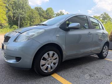 Toyota Yaris 1.0 5 porte Navi*Neopatentati*Solo 13