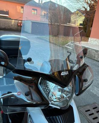 Parabrezza Givi People 300 gt