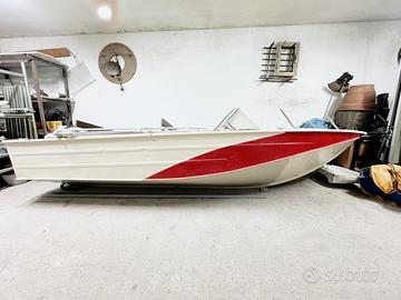 Motoscafo in alluminio