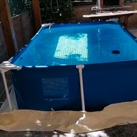 Piscina Intex + pompa filtrante e accessori vari