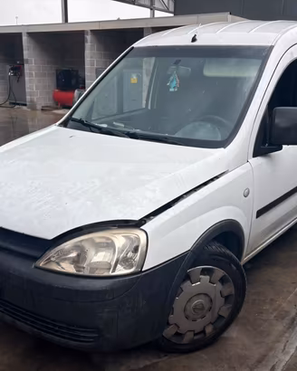 OPEL COMBO per ricambi usati
