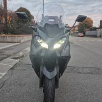 scooter t max 560  2023