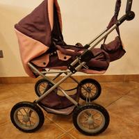 Carrozzina giocattolo