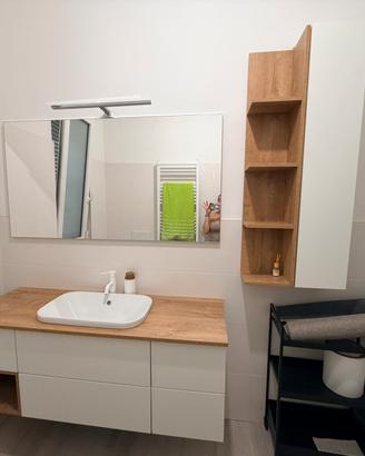 Mobile bagno sospeso moderno