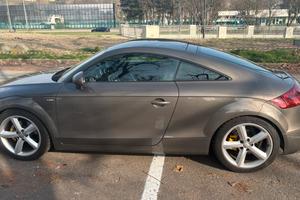 Audi TT 1.8 TFSI S-line