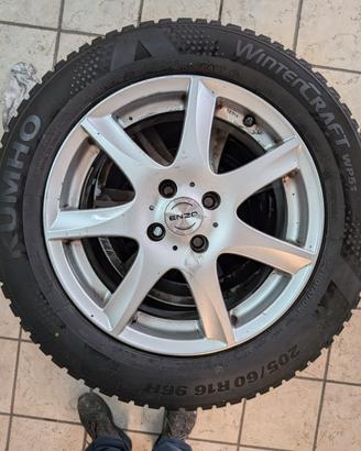 4 Gomme Invernali Kumho + Cerchi in lega Enzo 16”
