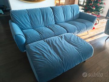 Divano 3 posti Natuzzi mod Talento e pouf