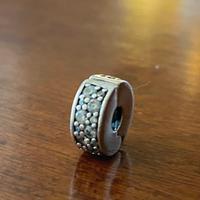 Charm pandora argento