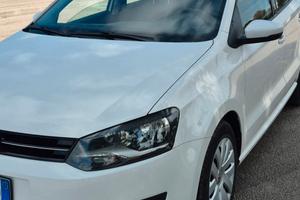 volkswagen  polo 2014