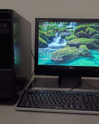 Computer fisso per scuola casa