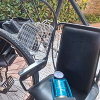 Lotto di vari pezzi di vecchie bici.