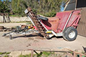 Macchina Raccogli Pietre Kongskilde