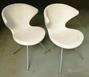 N. 2 POLTRONCINE BIANCHE DESIGN “TONON” IMBOTTITE