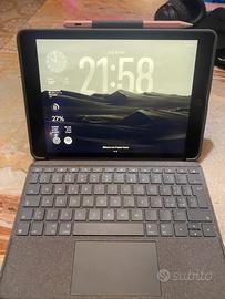 Ipad 9 generazione con tastiera logitech e penna