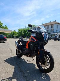 KTM 1290 super ADV 