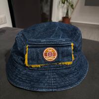 CAPPELLO LEVI’S FLAT