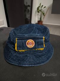 CAPPELLO LEVI’S FLAT