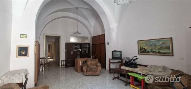 Casa singola con cortile a Riposto