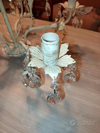 lampadario bianco stile retrò con pendenti