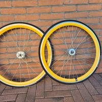 Coppia ruote bici fixed  gialle profilo 40mm 