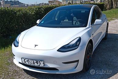 Tesla Model 3 Standard Range Plus RWD