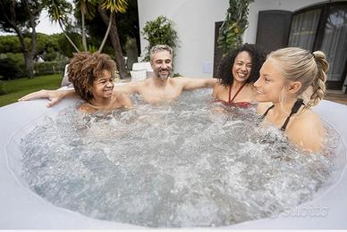 Piscina gonfiabile idromassaggio