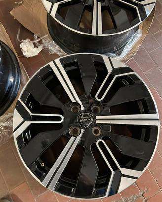 Cerchi 17 Lancia Y Ypsilon