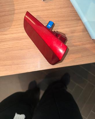 Sportellino rosso sh