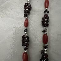 Collana lunga in pietre Baixa