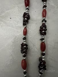 Collana lunga in pietre Baixa