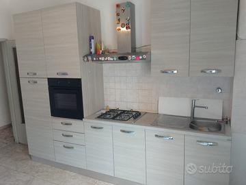 cucina parete stanzetta 