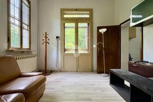 5 LOCALI A BUDRIO
