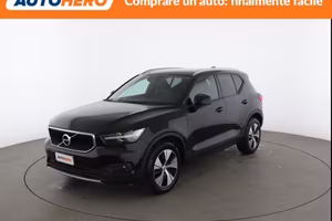VOLVO XC40 T3 Momentum Pro