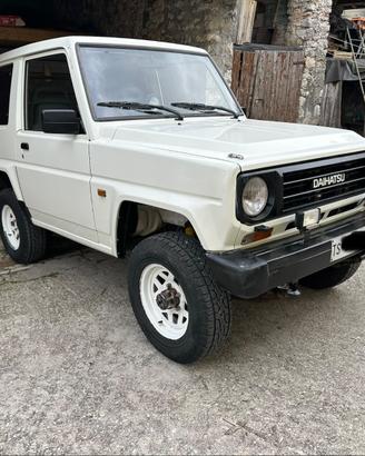Daihatsu Rocky 2.0 DX - 1986