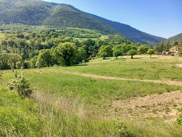 Terreno di 1784 m² a Assisi