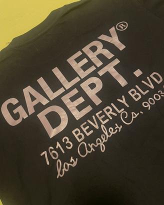 Maglietta gallery dept