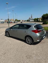 Toyota auris 1.8 Hybrid
