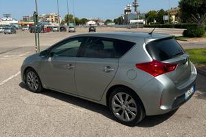Toyota auris 1.8 Hybrid