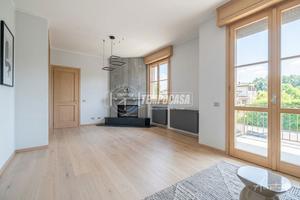 Appartamento a Casina Via Roma 4 locali