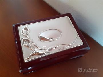 Portagioie in legno e argento