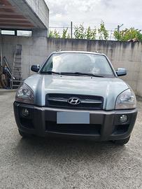 Hyundai tucson CRDI 2.0 4WD